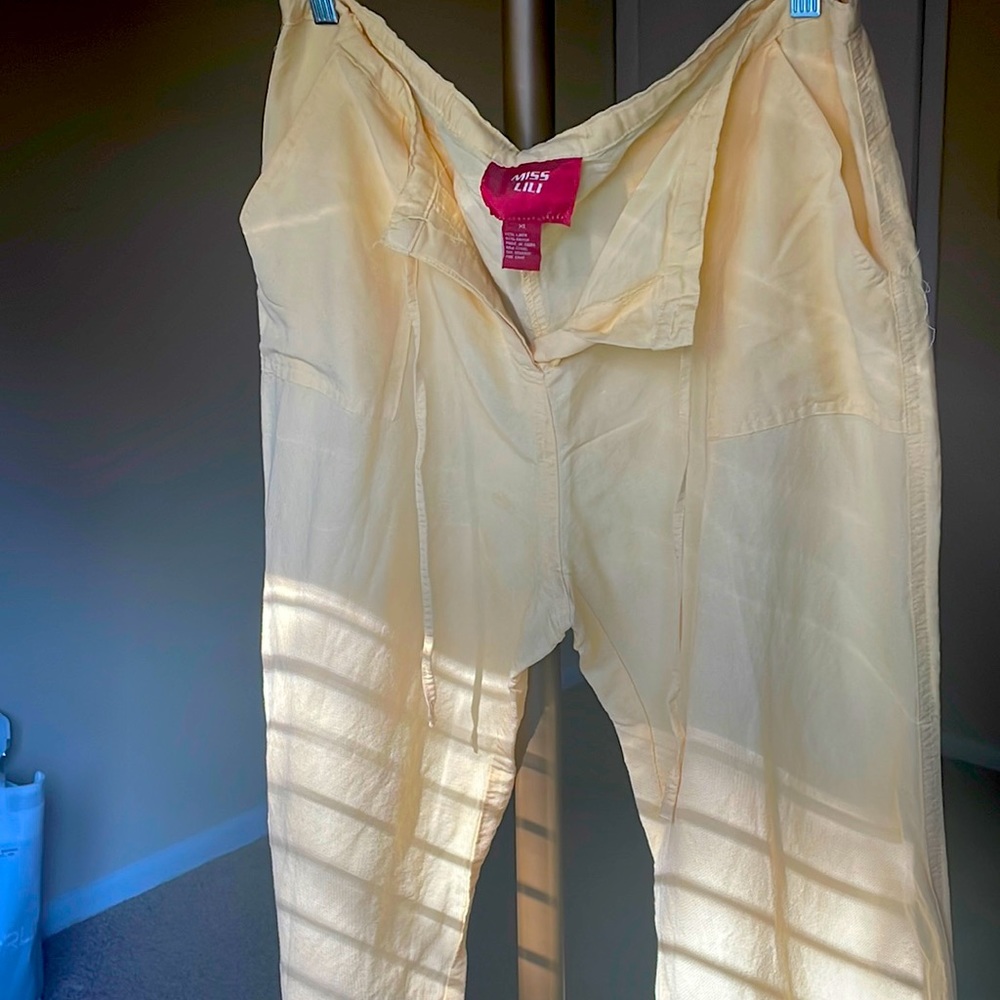 YELL💛W Light Weight Ankle Pants